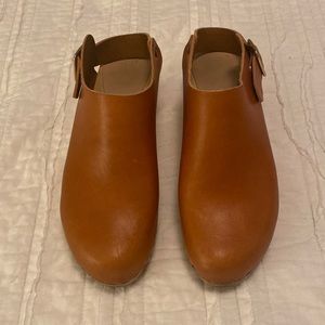 BRYR Daphne Whiskey Clogs SOLD